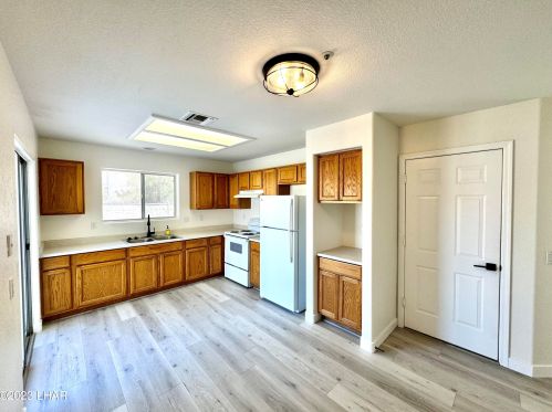 3185 Winterhaven Dr, Lake Havasu City AZ  86404-3272 exterior