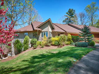 3801 Timber Trl, Asheville NC  28804-3906 exterior