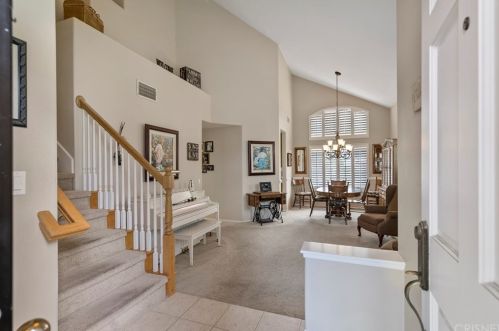27619 Yardley Way, Santa Clarita, CA 91354-1606