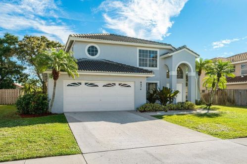 8874 Spring Valley Dr, Boynton Beach, FL 33472-2441