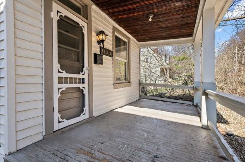 602 Hopkins St, Sewickley, PA 15143-1648