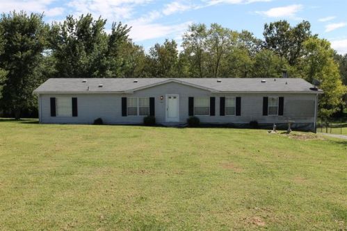507 Waterworks Rd, Lancaster, KY 40444-2041
