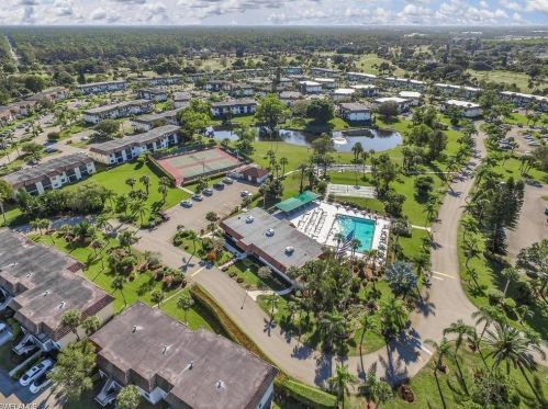 4380 27th Ct, Naples FL  34116-7907 exterior