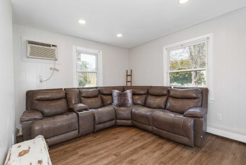 312 Spackenkill Rd, Poughkeepsie NY  12603-5318 exterior