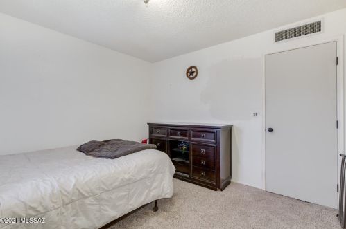 4719 Bluebell Way, Tucson AZ 85742-4137 exterior