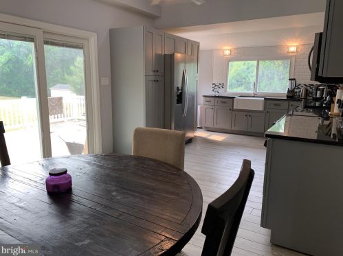 221 Monroeville Rd, Swedesboro NJ  08085-3450 exterior