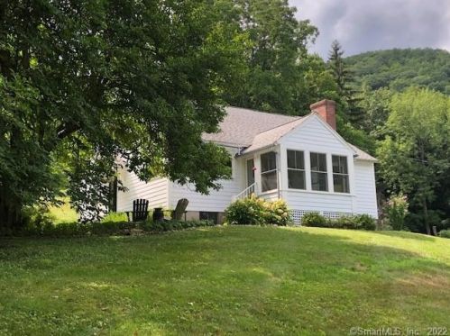 296 Cornwall Rd, West Woods, CT