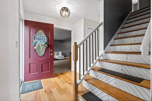 372 Gwynn St, Green Bay, WI 54301-1010