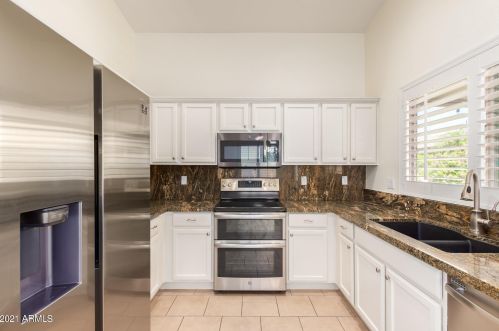 3096 Palm Beach Dr, Chandler AZ  85249-9053 exterior