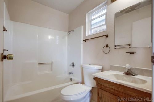 2664 Grange St, Lemon Grove CA  91945-3225 exterior