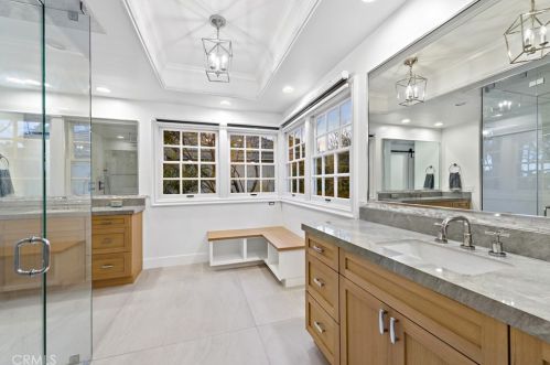 7 Cheshire Ct, Newport Beach CA  exterior