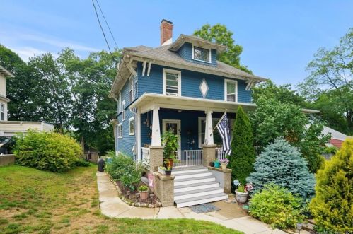 60 Woodside Ave, Waterbury, CT 06708-2504