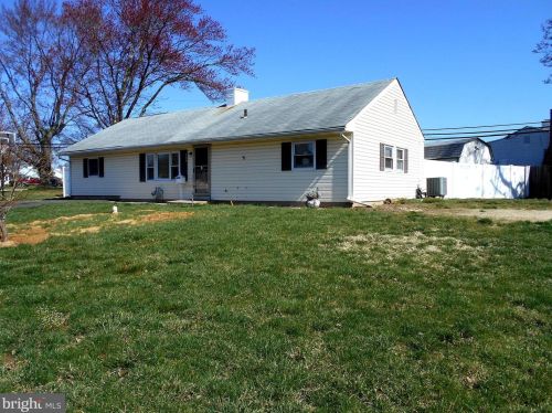 200 Cardiff Rd, Fairless Hills PA  19030-1302 exterior