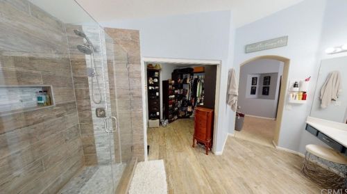 5 Villa Milano, Lake Elsinore CA  92532-0111 exterior