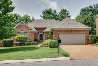 127 Saddlebridge Ln, Franklin, TN 37069-4323