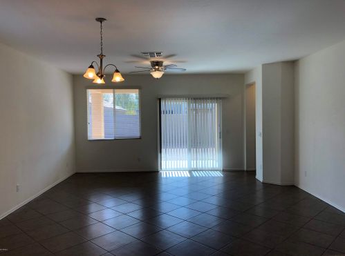 11749 Chase Ln, Avondale AZ  85323-7708 exterior