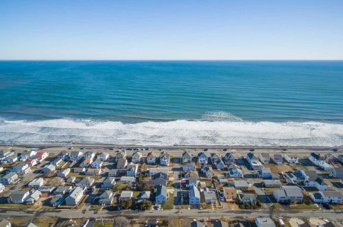 809 Ocean Blvd, Hampton NH  03842-3016 exterior