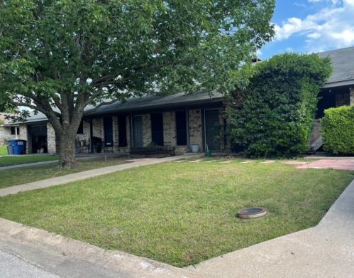 101 Prairie Creek Cir, Princeton, TX 75407-6501