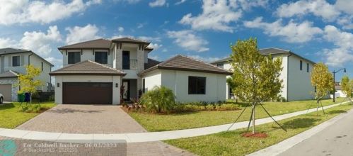 17745 45th Ave, Hollywood, FL 33029