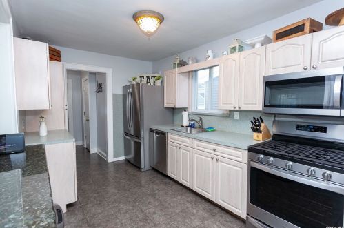 24 Plainfield Ave, East Rockaway NY  11518-1230 exterior