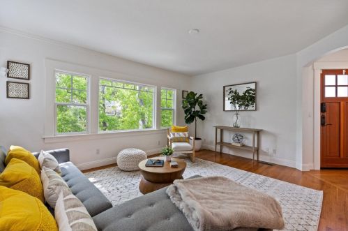 1000 Glendora Ave, Oakland CA  94602-1417 exterior
