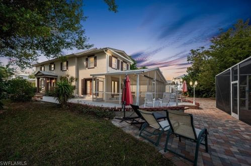 175 Bahia Via, Fort Myers Beach, FL 33931-4403