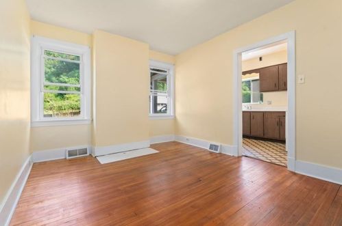 4329 Stanton Ave, Pittsburgh PA  15201-2243 exterior