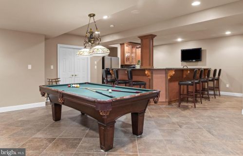 175 Edwards Dr, Southampton PA 18966-1174 exterior