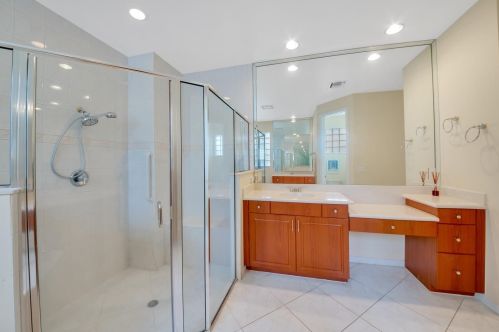 7110 Veneto Dr, Boynton Beach FL  33437-3741 exterior