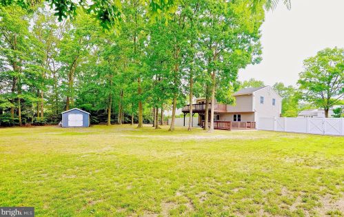 7 Pigeon Pl, Berkeley Township NJ  08721-1915 exterior