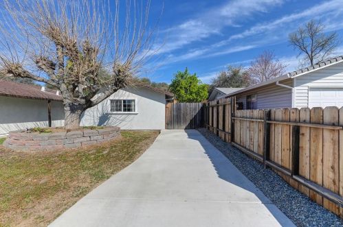 6351 Eldon Ave, Loomis CA  95650-8803 exterior