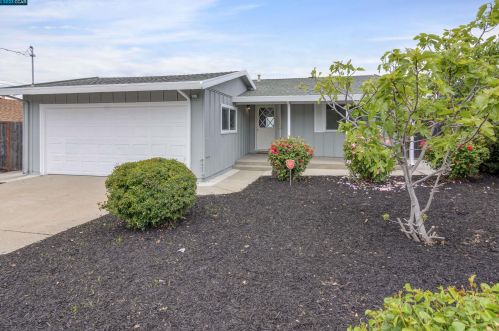 1175 Mcdonald Dr, Pinole CA  94564-2501 exterior