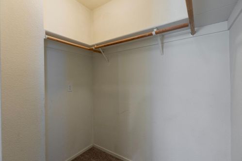 6384 Laguna Mirage Ln, Elk Grove CA  95758-5461 exterior