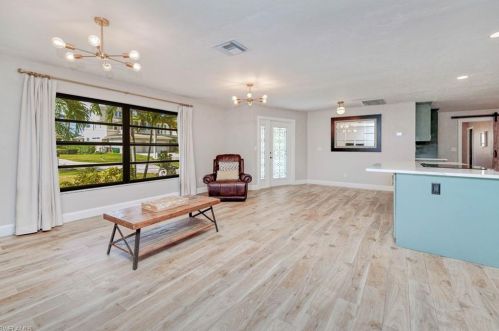 721 56 St, Cape Coral FL  33914-7224 exterior