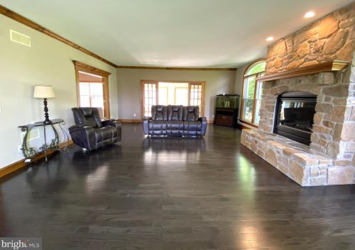 12534 Fawn Dr, Laurel DE  19956-3504 exterior