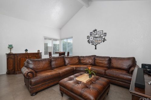 1373 Cody Ct, Upland CA  91786-2123 exterior