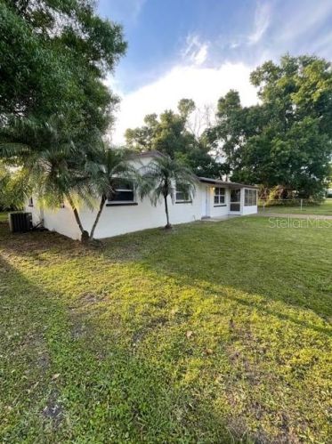 920 Marsha Cir, Lakeland, FL 33801-3028