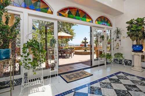 3075 Hendricks Rd, Lakeport CA  95453-8416 exterior