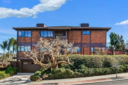 3919 La Cresta Dr, San Diego, CA 92107-2612