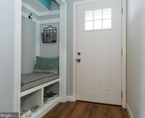 4621 Griffin Dr, Wilmington, DE 19808-4113