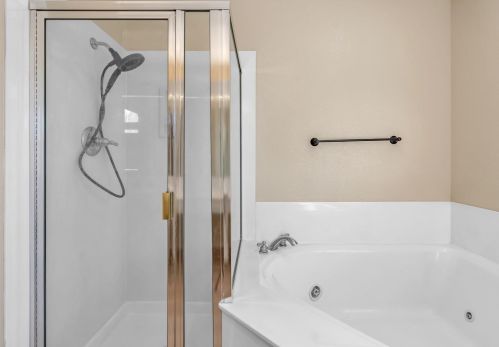 2009 Carlsbad Caverns Ct, Newman CA  95360-9635 exterior