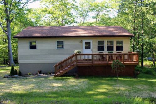 296 Lookout Point Rd, Canadensis, PA 18325-7767