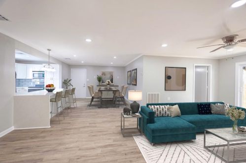 2503 46, Galveston TX  77551-5702 exterior