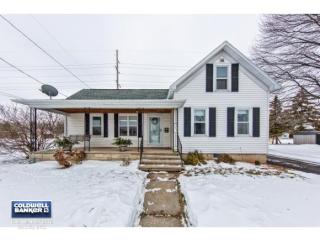 802 Milwaukee St, Menasha, WI 54952-2238