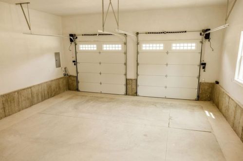 10 Woodward Rd, Lincoln RI  02865-4917 exterior