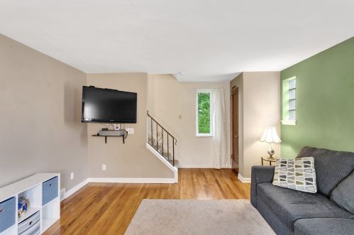 916 Stevendale Dr, Pittsburgh PA  15221-3926 exterior