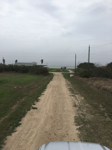 739 County Road 478, Palacios, TX 77465