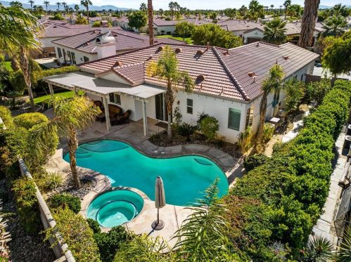 79806 Barcelona Dr, La Quinta CA  92253-8809 exterior