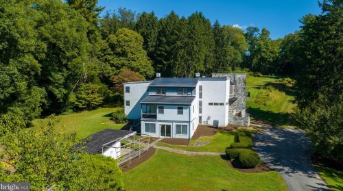 1944 Millersville Rd, Lancaster, PA 17603-9543