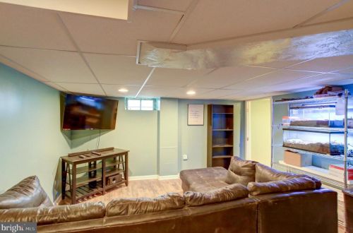 5 Lee St, Hanover PA  17331-1923 exterior